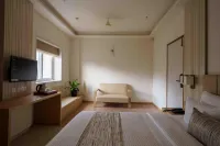 O'Nest Elite Hotels in Ichalkaranji