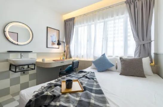 Upstairs Downstairs CoLiving Bukit Bintang Hotel berhampiran Sungei Wang Plaza