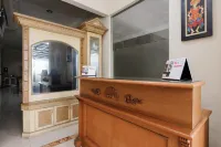 RedDoorz at Jatiwaringin Near Exit Toll Pondok Gede