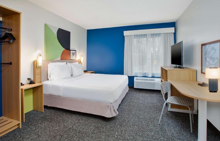 Spark by Hilton Walker Grand Rapids North