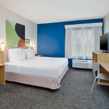 Spark by Hilton Walker Grand Rapids North