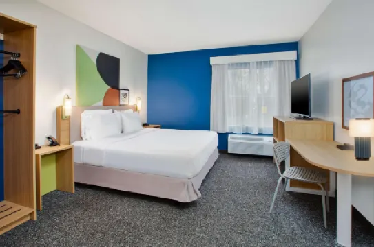 Spark by Hilton Walker Grand Rapids North