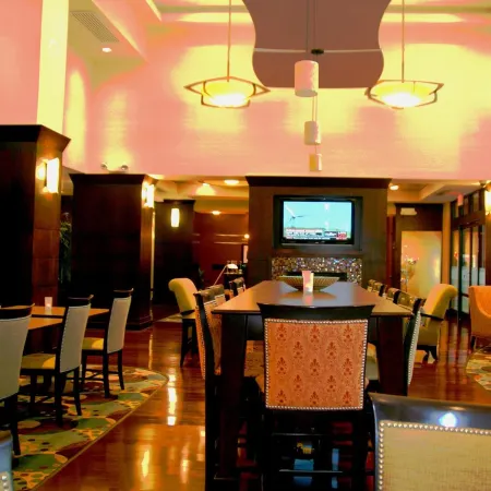 Hampton Inn & Suites Detroit-Canton