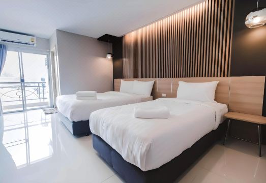 2. 소 굿 호텔 방..