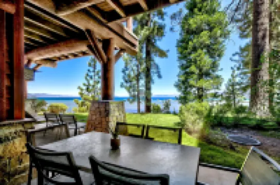 Jaw-Dropping Lake and Mountain Views - Stunning Luxury Retreat