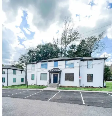 Adorable Newly remodeled Condo in Homewood AL Отели рядом с достопримечательностью «Университет Самфорд»