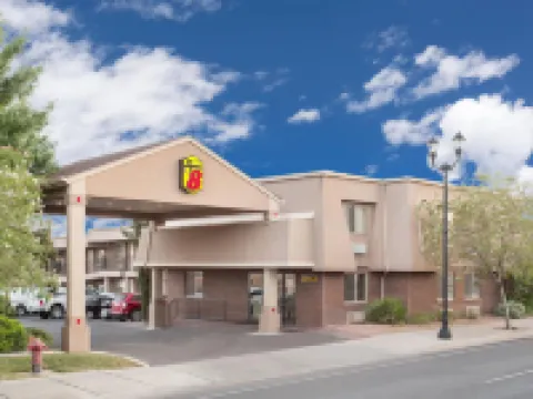 Super 8 by Wyndham St. George UT セントジョージのホテル