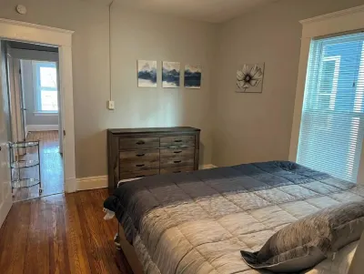 Beautiful furnished 2 bdr great location Elmwood Hotels near The Buffalo Zoo