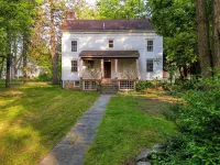 Historic Modern on Main by AvantStay Ξενοδοχεία στην πόλη Marbletown