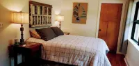 Cozy Home nestled in the heart of Leelanau County Hotels in Cleveland Township