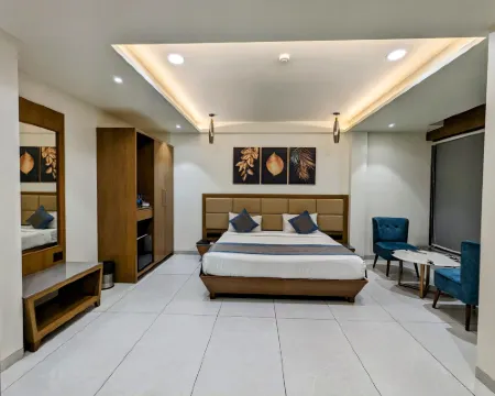 Hotel Red Chillee Restro Hotels in Silvassa