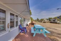 Waterfront Panacea Vacation Rental w/ Dock! - WiFi