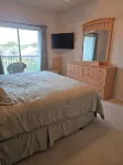 Sandpiper Bay Golf Course. 4 mi to Beach. 3 Bd, 2 ba, New Kitchen,  Pool & More