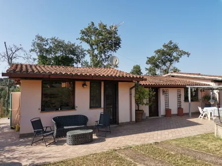 Ranocchio house, perfect retreat for a relaxing stay just a few steps from Rome Отели в г. Сакрофано