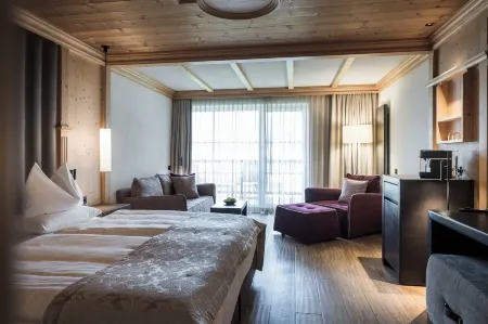 アドラー スパ リゾート ドロミーティ