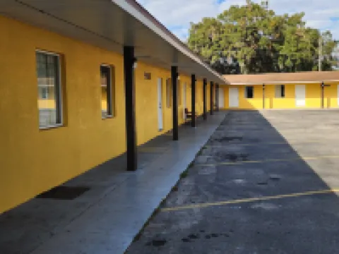 OYO Superior Budget Inn Bartow Hotels in Bartow