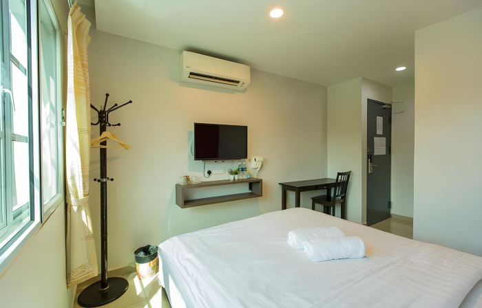 U Plus Budget Hotel