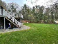 Modern Updated Apartment /Private Parking, Yard, Grill, Firepit - Resort Living! Hotels in Billerica