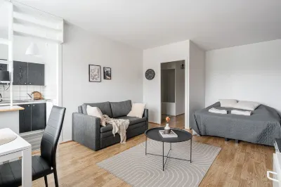 Comfy Studio Apt with Prime Location Hotele w: 