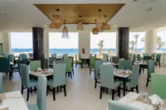 藍海灘高爾夫和SPA 莫納斯提爾酒店