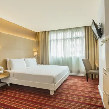 セント ジャイルズ マカティ BGC グリーンウェイ・パーク周辺のホテル