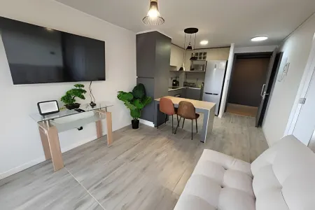 Hermoso depto de 1D terraza y vista mar Отели в г. Антофагаста