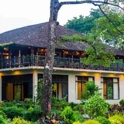 奇特旺班巴斯度假村 Hotel Exterior