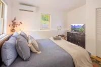 Modern Cabin Retreat Private Pool & Hot Tub Close to Hits Saugerties 3Br