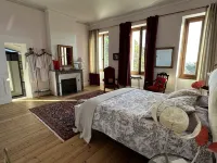 Maison Jeroboam Hotels in Gaillan-en-Medoc