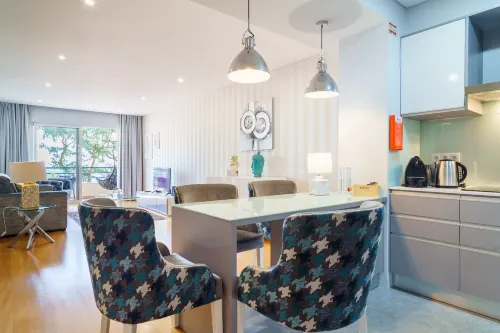 GuestReady - Ocean-View Retreat in Caniço - de playa