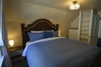 Spacious Mountain Retreat in Silverton – Perfect for Groups & Families Hotels in Silverton