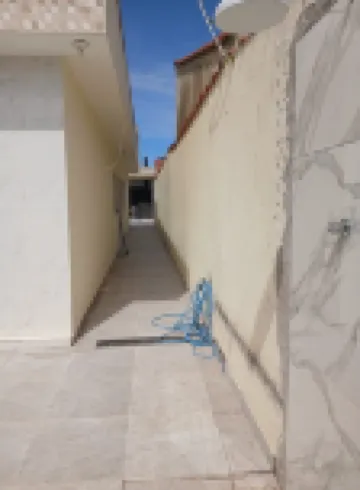 House with 2 bedrooms, swimming pool and barbecue, 8 minutes from the beach on foot.