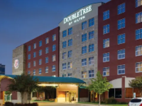 DoubleTree by Hilton Dallas - Farmers Branch Hotels near Zero Gravity Amusement Park