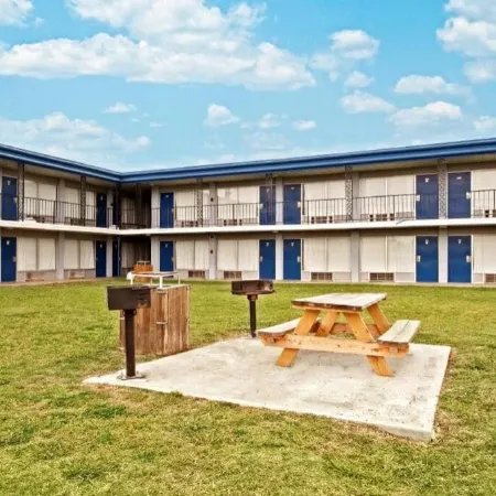 Best Value Inn Garland