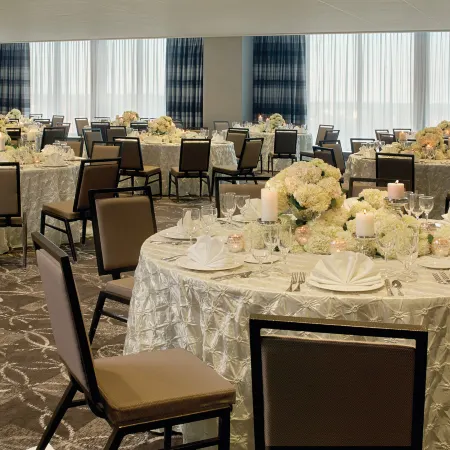 DoubleTree by Hilton Cedar Rapids Convention Complex
