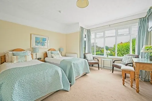 A spacious, luxury holiday home on the edge of the New Forest and the beach. Hotels in New Milton