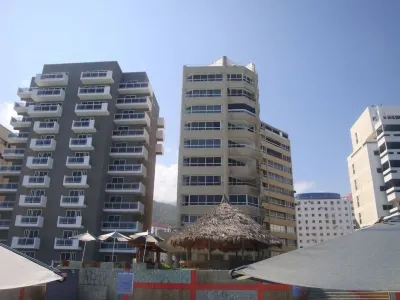 Apartment in Caraballeda with stunning ocean views のホテル