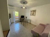Apparently Duplex 2 bedrooms terrace sea view 방스 호텔