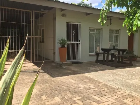 Greenfields  Cottage Отели в г. Нельспрут