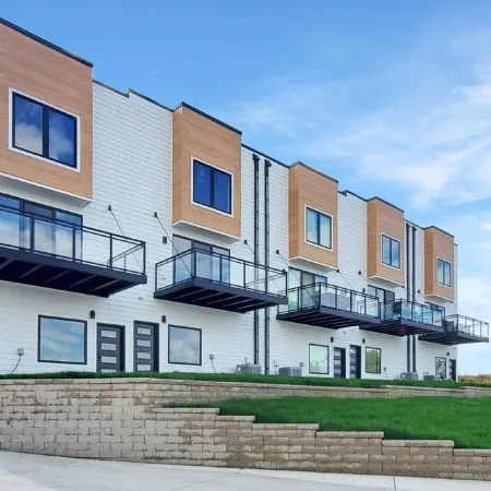 Prime Location! Beautiful and spacious 3-bedroom townhome in the heart of Boji! Отели в г. Арнолдс Парк