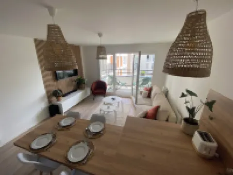 2 Bedroom Apartment in Aubervilliers