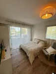 Cosy apartment with balcony + parking - quiet 2 steps from downtown - 2 ดาว