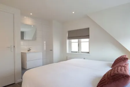 Harry, Luxury property in center of NES Отели в г. Nes