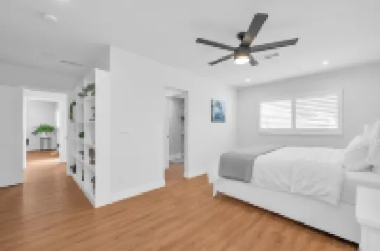 Glendora Route 66 Home Newly Renovated Spacious 4-bedroom with 6 bathrooms