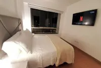 2BR/3BA/1GA/BALC View Av. San Borja Norte Cdra.8 Hotels in San Borja