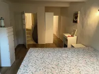 Charming, friendly apartment with all amenities Hotels in Caromb