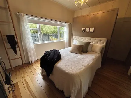 Stunning fully renovated Cambridge Villa! Отели рядом с достопримечательностью «Мейпл Арборетум»