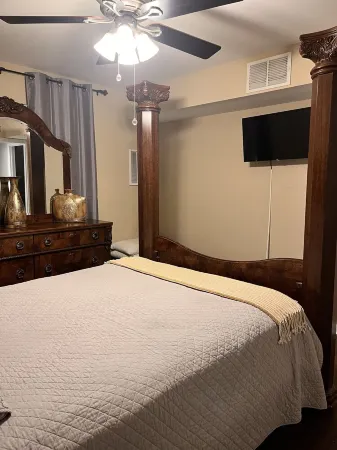 Highland Suite 102 Отели рядом с достопримечательностью «Вулкан Парк энд Музеум»