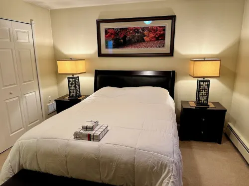 Charming 2-bedroom apt just 10 mins from Frontier Park, Cheyenne with AC, WiFi