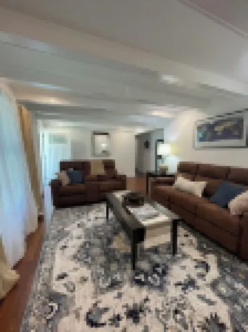 3-Bedroom House in Gorgeous Brewster